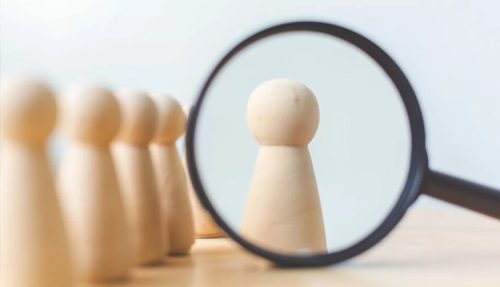 همیشه پای یک فامیل در میان است